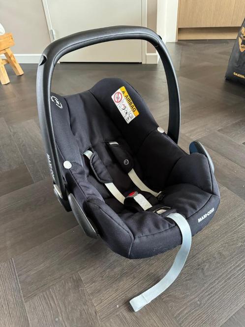 Maxi-Cosi Rock autostoel essential black, Kinderen en Baby's, Autostoeltjes, Zo goed als nieuw, Maxi-Cosi, 0 t/m 13 kg, Autogordel of Isofix