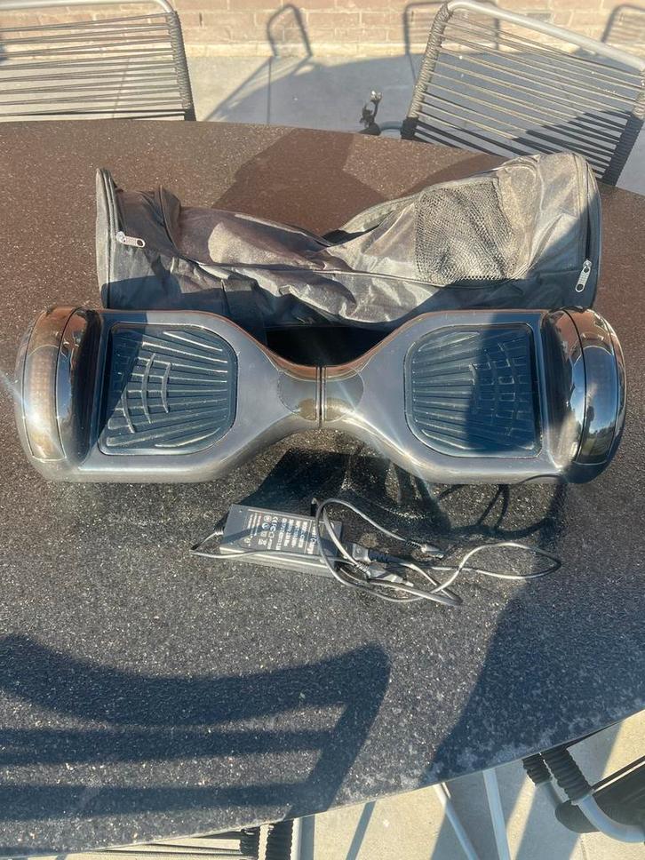 Complete hoverboard met Bluetooth speaker & draagtass, Fietsen en Brommers, Overige Fietsen en Brommers, Gebruikt, Ophalen of Verzenden