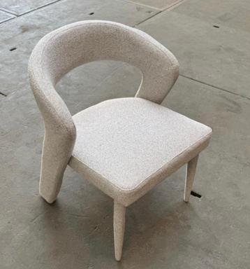 Hotel Chique Eetkamerstoel – Gestoffeerd | Taupe & Beige beschikbaar voor biedingen