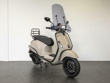 Vespa Sprint Desert Storm NIEUW 0 KM CUSTOM beschikbaar voor biedingen