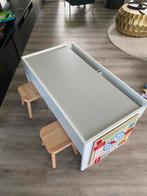 Speeltafel met opbergruimte,, plus 4 krukjes, Ophalen, Gebruikt