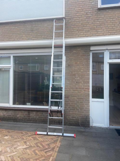 Ladder: Altrex All Round 3x9, Doe-het-zelf en Verbouw, Ladders en Trappen, Zo goed als nieuw, 4 meter of meer, Ophalen