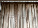 GRATIS - nette overgordijnen bruin beige taupe 2 sets, Huis en Inrichting, Stoffering | Gordijnen en Lamellen, Ophalen, Gebruikt