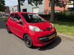 Peugeot 107 1.0-12V XS apk 27-6-2026, Voorwielaandrijving, Gebruikt, 4 stoelen, 68 pk