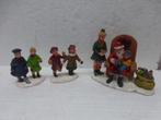 lemax visiting santa kerstdorp poppetjes figurines beeldjes, Diversen, Kerst, Ophalen of Verzenden, Zo goed als nieuw