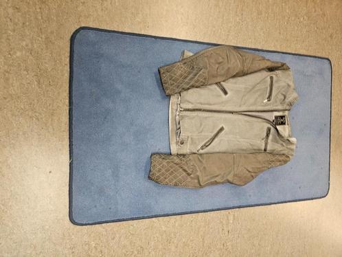 jasje, Kleding | Dames, Jasjes, Kostuums en Pakken, Zo goed als nieuw, Jasje, Maat 38/40 (M), Beige, Ophalen