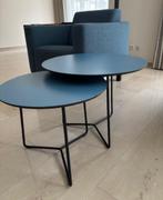 Set van 2 Montél bijzettafeltjes Duke, Minder dan 55 cm, Past in meerdere woonstijlen, Rond, Zo goed als nieuw