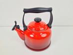 Vintage Fluitketel Tradition Le Creuset rood France, Huis en Inrichting, Keuken | Keukenbenodigdheden, N, Ophalen of Verzenden