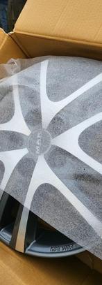 Banden op lichtmetalen velgen Fiat Ducato En Audi A6, Ophalen, Velg(en), 16 inch, Zomerbanden