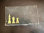 Vintage Schaakset - Jaren 50 - Beschadigde Doos, Een of twee spelers, Ophalen of Verzenden, Gebruikt