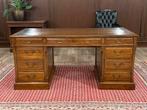 Klassiek Engels bureau (Eichholtz) #539, Ophalen of Verzenden, Zo goed als nieuw, Bureau