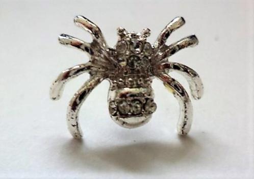 Broche, steekbroche spin, verzilverd, met strass (7918), Sieraden, Tassen en Uiterlijk, Broches, Zo goed als nieuw, Overige materialen
