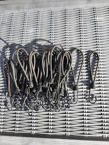 50 Spanhaken / Elastieken met haak beschikbaar voor biedingen