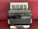 Z.g.a.n. kleine Delicia junior 22 accordeon . 48 bas ., 48-bas, Zo goed als nieuw, Delicia, Met riemen