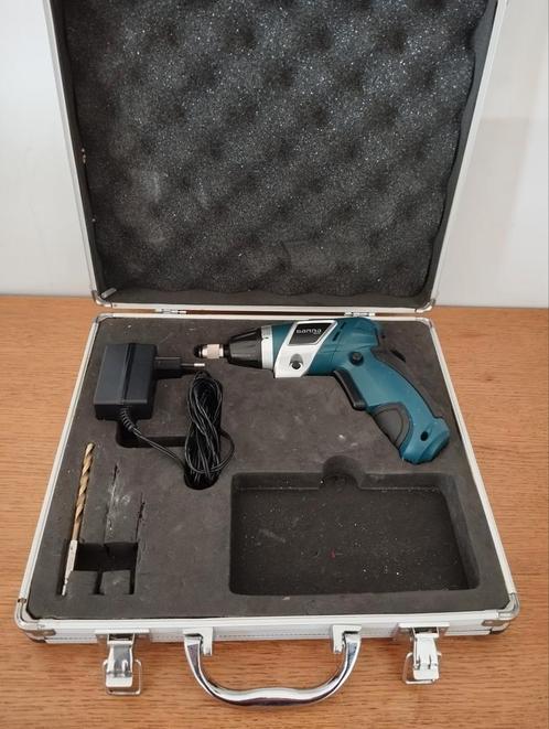 GAMMA oplaadbare boormachine + oplader + boor in koffertje, Doe-het-zelf en Verbouw, Gereedschap | Boormachines, Gebruikt, Boormachine