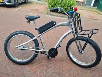 5 maanden oude Beach cruiser chrome wielen 8vern/24inch beschikbaar voor biedingen
