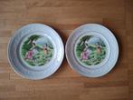 2x Petrus Regout Maastricht bord spelende kinderen en hond, Antiek en Kunst, Ophalen