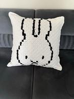 Handgemaakt Nijntje Kussen - 60x60 cm, Ophalen, Nieuw, Wit, Vierkant