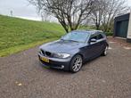 BMW 1-Serie 2.0 118I 5DR 2008 Grijs, Auto's, BMW, 1-Serie, 65 €/maand, Achterwielaandrijving, 1995 cc