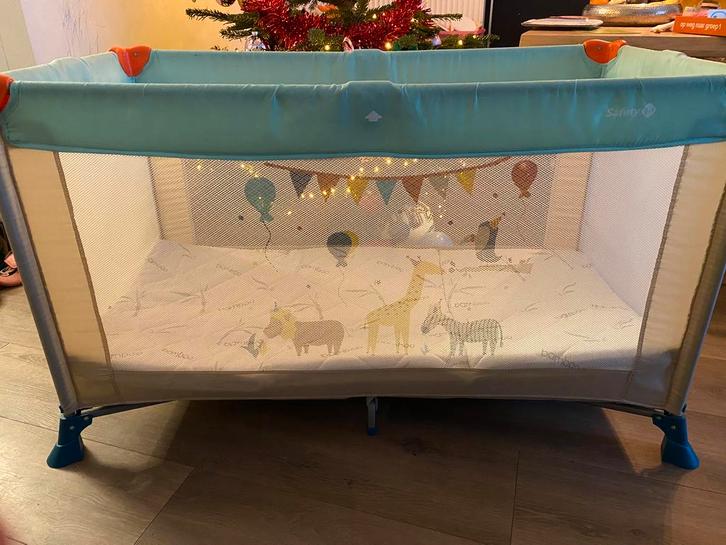 Campingbedje voor baby of peuter met draagtas, Kinderen en Baby's, Kinderkamer | Bedden, Minder dan 140 cm, Minder dan 70 cm, Matras