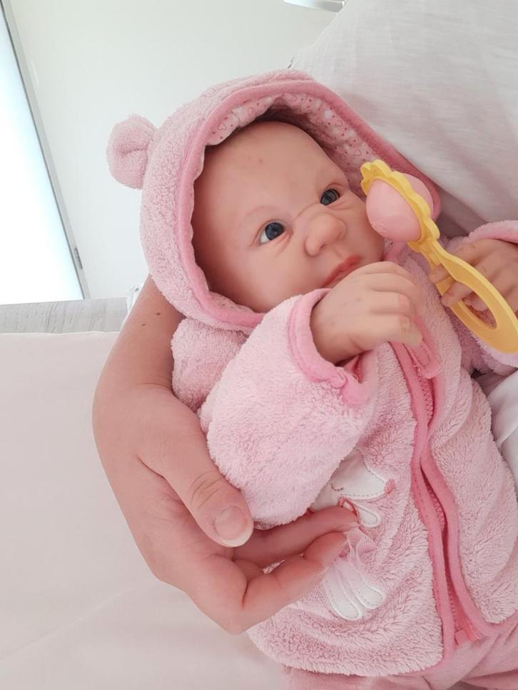 Lief Reborn meisje, Verzamelen, Poppen, Zo goed als nieuw, Pop, Ophalen of Verzenden