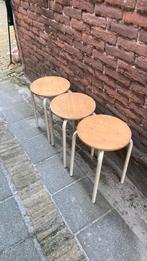 Vintage krukken schoolkrukjes industrieel, Huis en Inrichting, Krukjes, Ophalen, Gebruikt