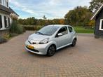 Toyota Aygo 1.0 12V Vvt-i 3DRS MMT 2006 Blauw, Voorwielaandrijving, 68 pk, Handgeschakeld, Particulier