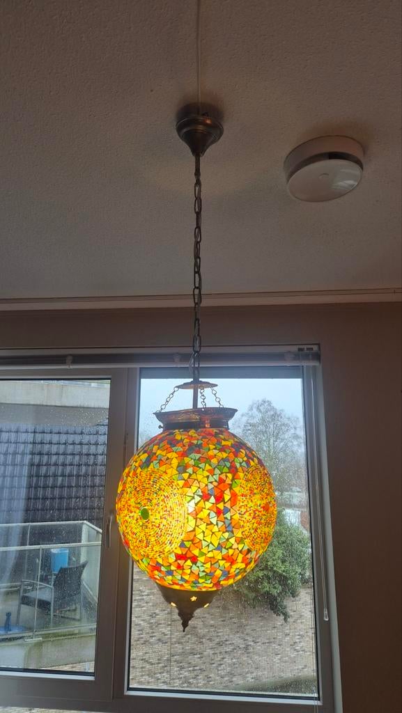 Kleurrijke mozaïek-hanglamp, Huis en Inrichting, Lampen | Hanglampen, Ophalen of Verzenden, Zo goed als nieuw, Glas, Oosters