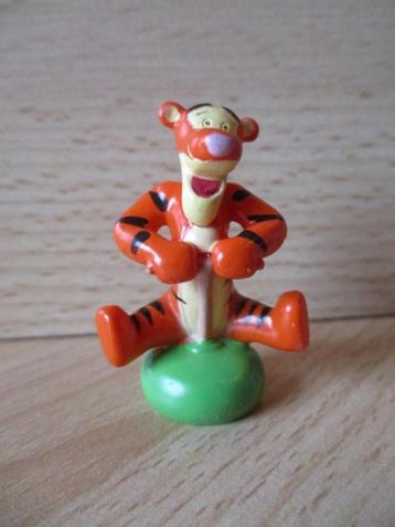 Disney Winnie de Poeh Teigetje mini poppetje op skippybal 4c beschikbaar voor biedingen