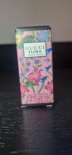 Gucci flora gardenia miniatuur 5ml, Nieuw, Ophalen of Verzenden