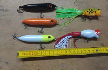 Topwater Aasjes 9cm - Nieuw met Ratel beschikbaar voor biedingen