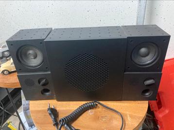 Ikea Frekvens subwoofer met twee stereo speakers beschikbaar voor biedingen
