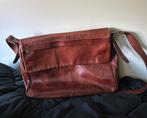 Leren tas saga design, Sieraden, Tassen en Uiterlijk, Tassen | Schoudertassen, Verzenden, Zo goed als nieuw, Bruin