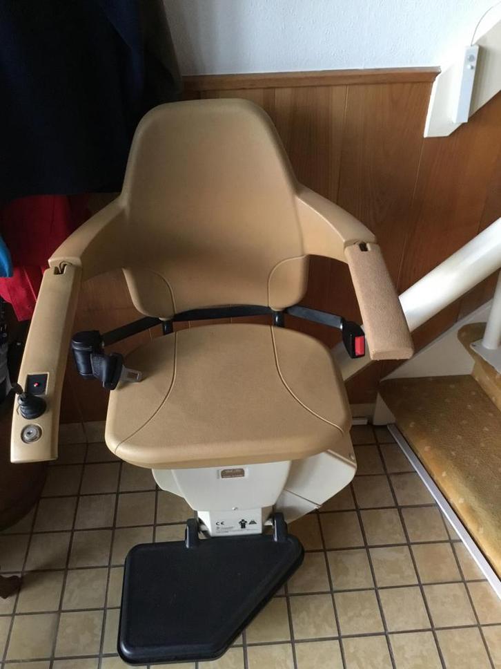 Smienk traplift met 1 bocht, Diversen, Trapliften, Gebruikt, Met bocht, Ophalen