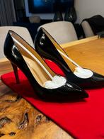 Christian Louboutin Pagalle 10cm - Maat 41, Ophalen of Verzenden, Zo goed als nieuw, Zwart, Pumps