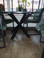 Zwarte ronde eettafel, Huis en Inrichting, Tafels | Eettafels, Ophalen, Overige materialen, Gebruikt, Rond