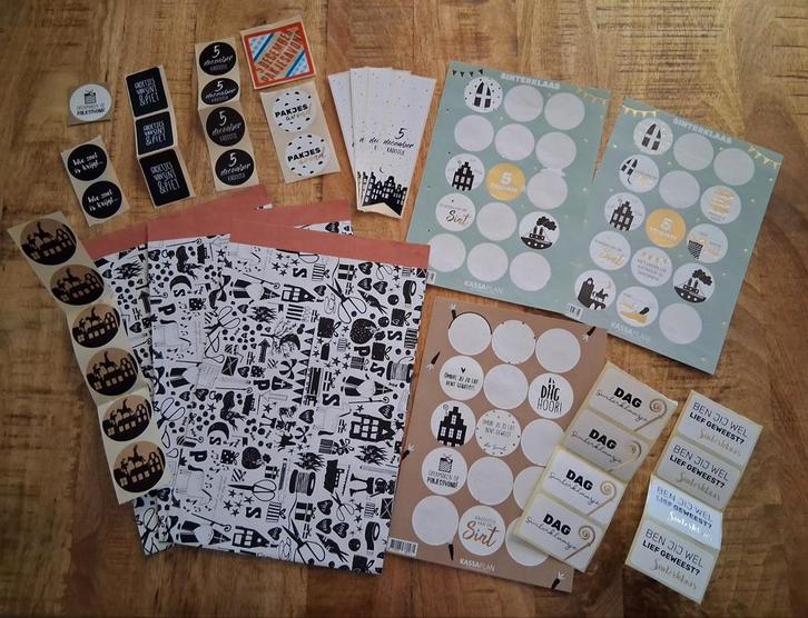 Sluitstickers sint & kerst | cadeauzakjes, Hobby en Vrije tijd, Stickers en Plaatjes, Nieuw, Meerdere stickers, Ophalen of Verzenden