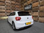 Volkswagen Polo 1.0 TSI Highline Business R Pano LED VCP NAV, Voorwielaandrijving, Gebruikt, 95 pk, Wit