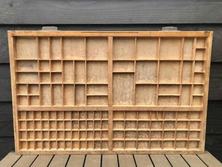 PRACHTIGE ANTIEKE / VITAGE “CROON” LETTERBAK, Huis en Inrichting, Woonaccessoires | Wanddecoraties, Gebruikt, Ophalen of Verzenden