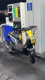 Peugeot ludix 70cc, Fietsen en Brommers, Ophalen, Zo goed als nieuw, Tweetakt, Overige modellen