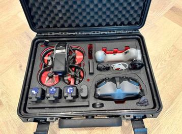DJI Avata - Fly More Combo mét 5 accu’s en accesoires beschikbaar voor biedingen