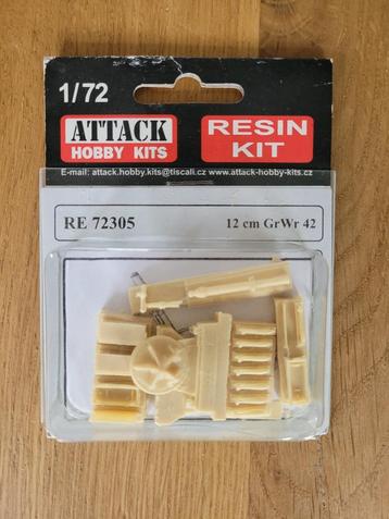 1:72 1/72 Attack Hobby Kits 12 cm GrWr 42