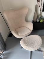 Design Egg Chair met Voetenbank, Huis en Inrichting, Ophalen, Gebruikt, Metaal, 75 tot 100 cm