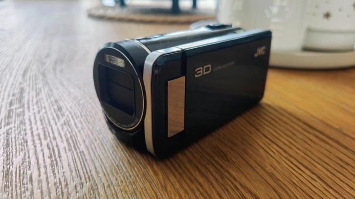 Digitale camera JVC, Audio, Tv en Foto, Videocamera's Digitaal, Zo goed als nieuw, Camera, Geheugenkaart, JVC, 8 tot 20x, Full HD