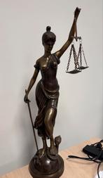 Vrouwe Justitia beeld - brons, Ophalen