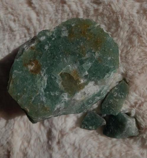 Prachtig ruw stuk Groene Kwarts., Verzamelen, Mineralen en Fossielen, Mineraal, Ophalen of Verzenden