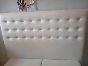 Bed 140cm gratis 