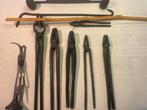 Antiek gereedschap, 9 stuks, trekmes en smeedtangen, Ophalen of Verzenden