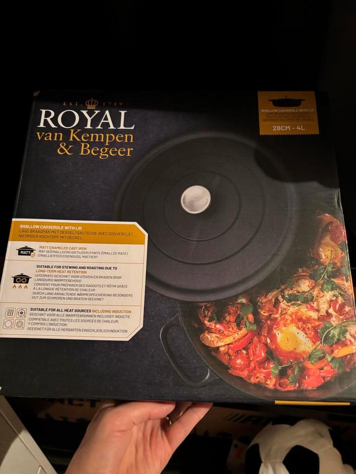Gietijzeren Braadpan met deksel BK 28cm - Nieuw!, Huis en Inrichting, Keuken | Potten en Pannen, Nieuw, Koekenpan of Braadpan