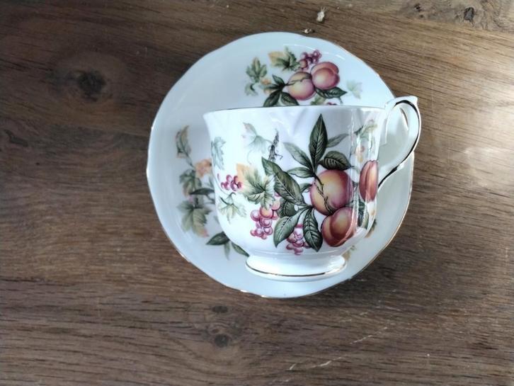 Mooi kop en schotel setje van Duchess, Antiek en Kunst, Antiek | Servies los, Ophalen